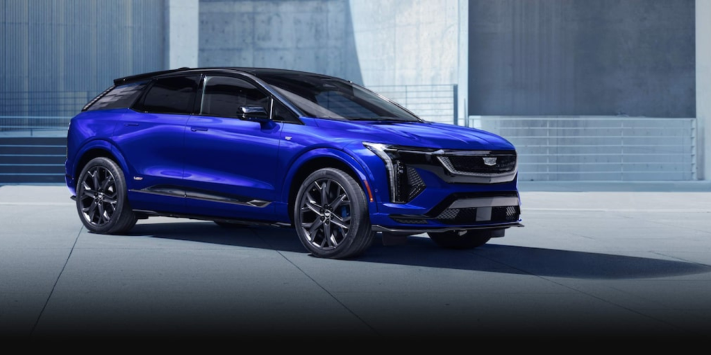 3,5 secondes pour le 0 à 100 : ce SUV électrique Cadillac de 519 ch pourrait bien ringardiser Tesla